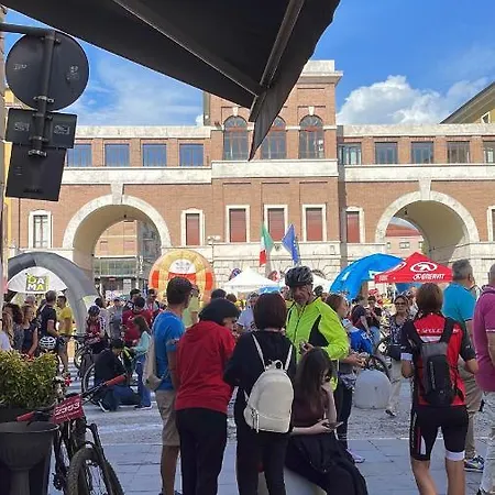 Di Via Monterone Apartment